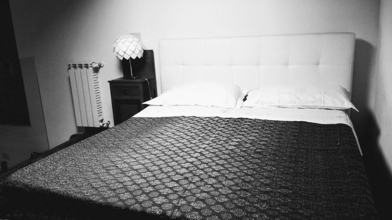 La Casa Nel Sole Apartment Alessandria Bagian luar foto